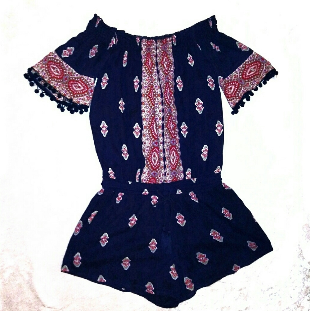 Lilka Anthropologie Boho Pom Pom Romper Small